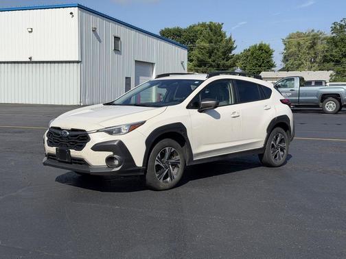 Crystal White Pearl 2024 Subaru Crosstrek Premium
