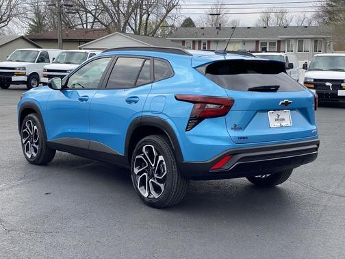 Marina Blue Metallic 2026 Chevrolet Trax FWD 2RS