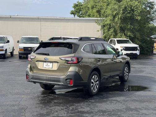 Autumn Green Metallic 2020 Subaru Outback Premium