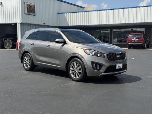 Titanium Silver 2018 Kia Sorento SX