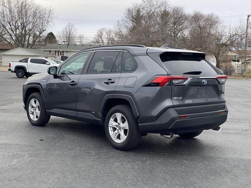 2021 Toyota RAV4 Hybrid LE