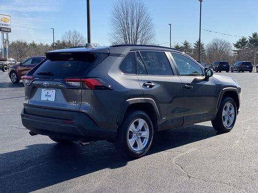 2021 Toyota RAV4 Hybrid LE