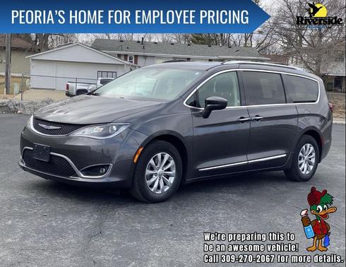 2019 Chrysler Pacifica Touring L