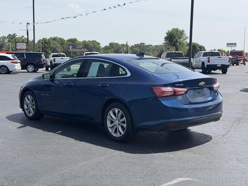 Pacific Blue Metallic 2019 Chevrolet Malibu LT