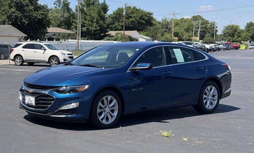 Pacific Blue Metallic 2019 Chevrolet Malibu LT