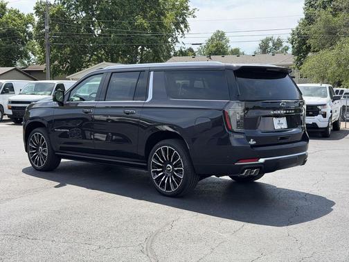 Gray 2026 Chevrolet Suburban High Country, 4WD