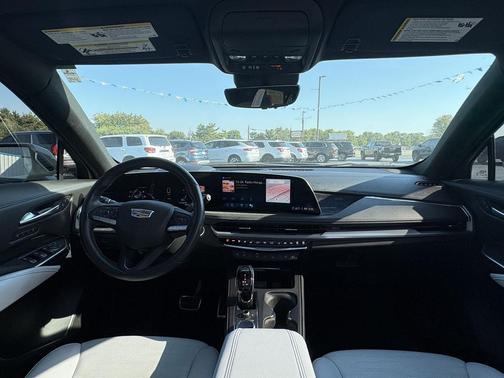 2024 Cadillac XT4 Sport