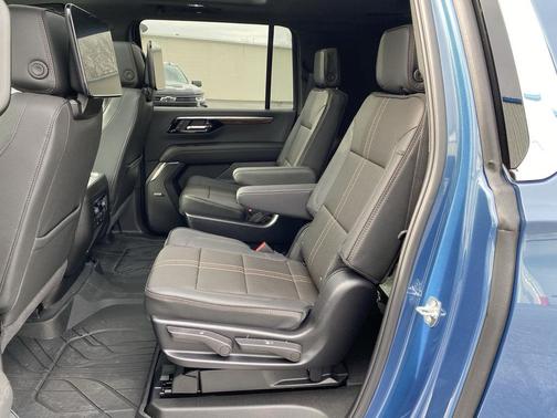 2026 Chevrolet Suburban High Country, 4WD