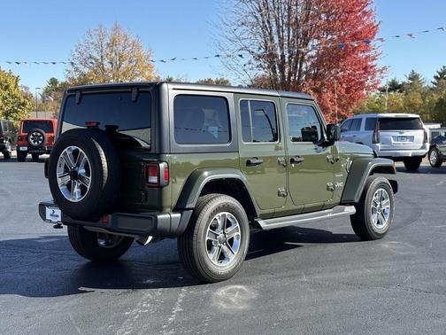 2022 Jeep Wrangler Unlimited Sahara
