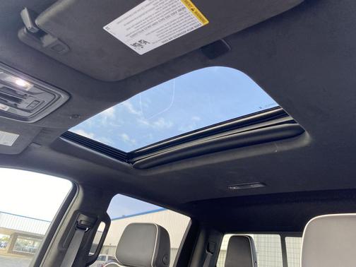 Onyx Black 2025 GMC Sierra 2500 AT4X