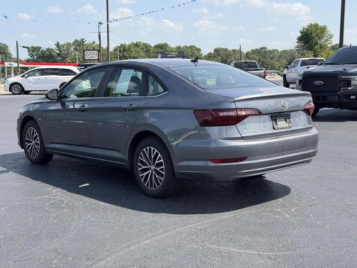 Deep Black Pearl 2021 Volkswagen Passat 2.0T R-Line
