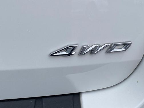 Star White Metallic Tri-Coat 2023 Ford Explorer XLT