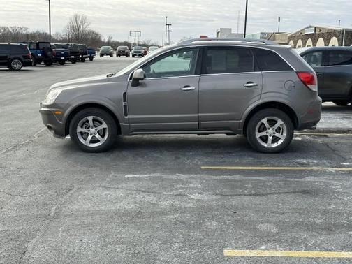 Photo 2 of 6 of 2012 Chevrolet Captiva Sport LT
