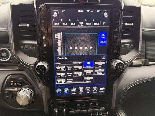 2019 RAM 2500 Limited Crew Cab 4x4 6'4' Box