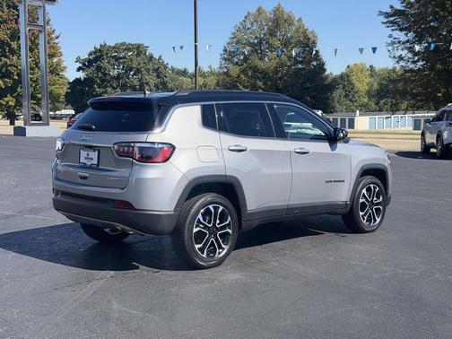 Billet Silver Metallic Clearcoat 2023 Jeep Compass Limited