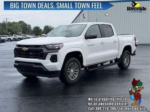 Summit White 2024 Chevrolet Colorado LT