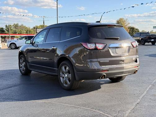 2017 Chevrolet Traverse 2LT