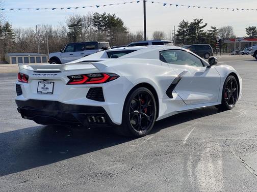 2022 Chevrolet Corvette Stingray w/1LT