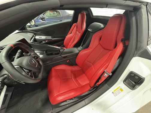 2022 Chevrolet Corvette Stingray w/1LT