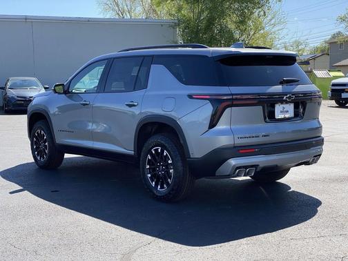 Sterling Gray Metallic 2026 Chevrolet Traverse AWD Z71