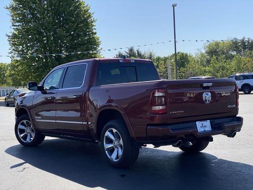 Delmonico Red Pearlcoat 2020 RAM 1500 Limited
