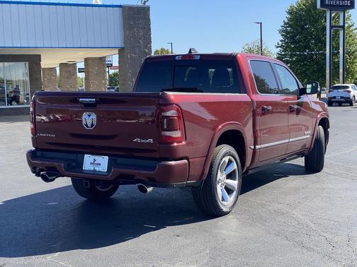Delmonico Red Pearlcoat 2020 RAM 1500 Limited