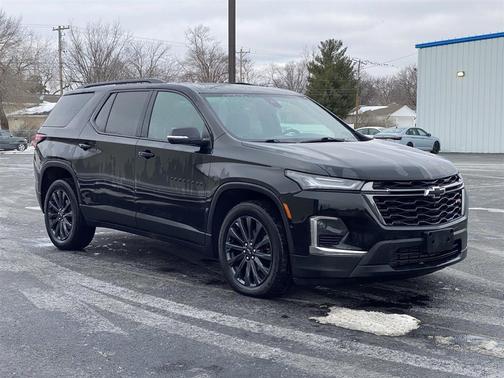 2023 Chevrolet Traverse RS