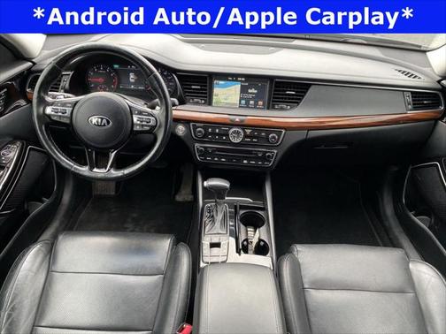 2018 Kia Cadenza Technology