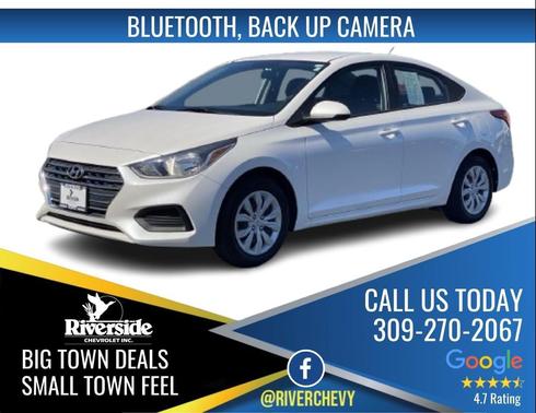 Frost White Pearl 2019 Hyundai Accent SE
