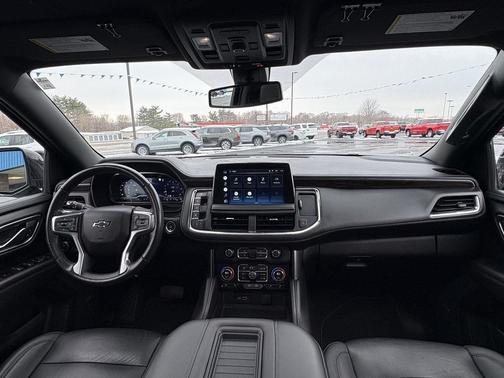 2022 Chevrolet Suburban 4WD Z71