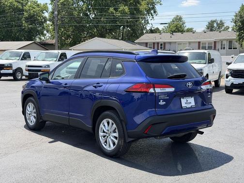 Blue Crush Metallic 2024 Toyota Corolla Cross LE