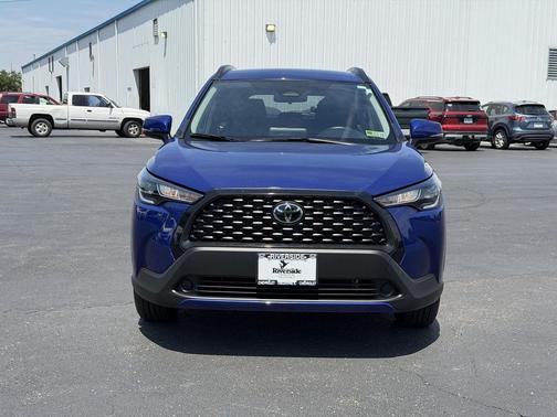 Blue Crush Metallic 2024 Toyota Corolla Cross LE