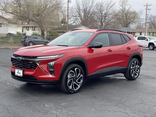 Apex Red 2026 Chevrolet Trax FWD 2RS