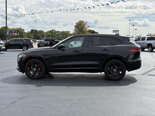 2019 Jaguar F-PACE S