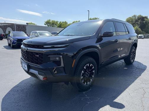 Mosaic Black Metallic 2026 Chevrolet Traverse AWD Z71