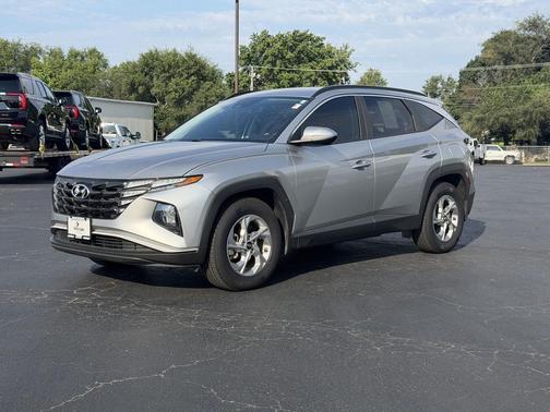 Shimmering Silver 2023 Hyundai TUCSON SEL