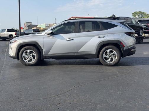 Shimmering Silver 2023 Hyundai TUCSON SEL