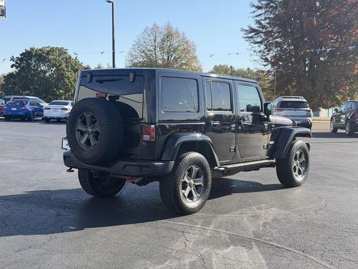 Black Clearcoat 2017 Jeep Wrangler Unlimited Rubicon