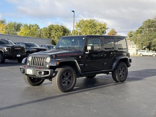 Black Clearcoat 2017 Jeep Wrangler Unlimited Rubicon