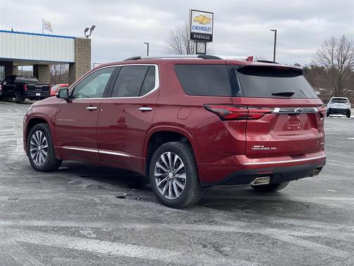 2023 Chevrolet Traverse Premier