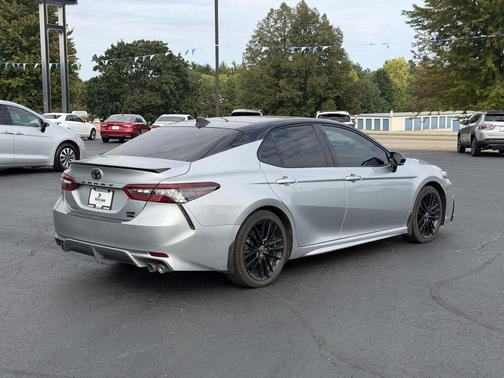 Celestial Silver Metallic/Midnight Black Metallic 2023 Toyota Camry XSE