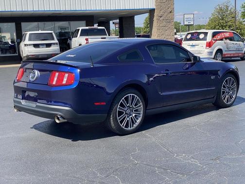 Kona Blue Metallic 2010 Ford Mustang GT