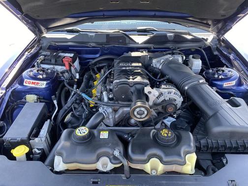 Kona Blue Metallic 2010 Ford Mustang GT
