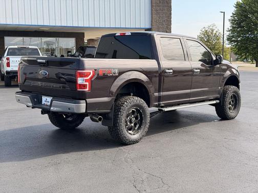 MAGMA RED 2018 Ford F-150 XLT