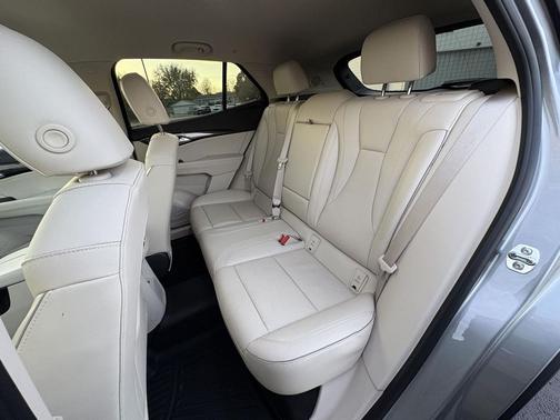 2023 Buick Envision Essence AWD