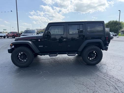 Black Clearcoat 2017 Jeep Wrangler Unlimited Rubicon