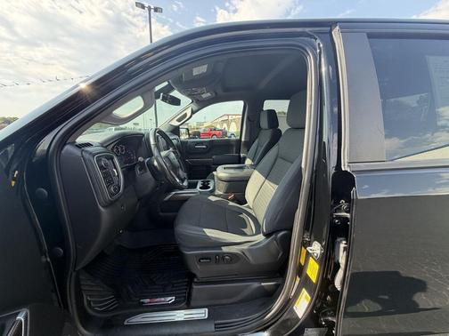 Black 2020 Chevrolet Silverado 1500 RST