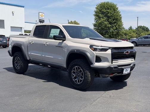 Tan 2026 Chevrolet Colorado ZR2