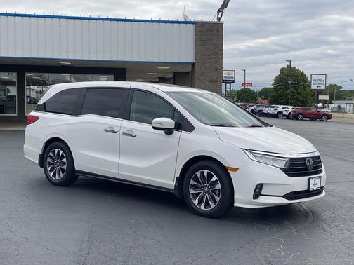 Platinum White Pearl 2024 Honda Odyssey EX-L
