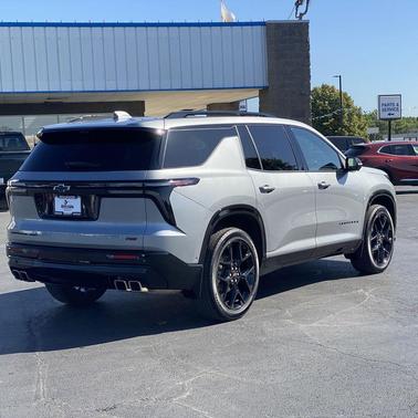 Sterling Grey Metallic 2026 Chevrolet Traverse RS